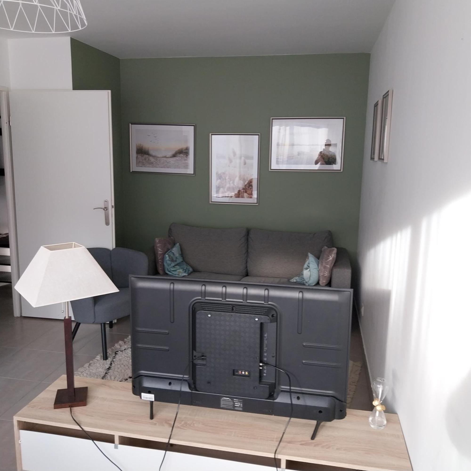 Appartement Cosy Proche Disney Ferrieres-en-Brie Exterior photo